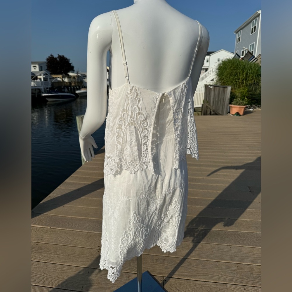 🤍Olivaceous white off white dress 👗 - Picture 3 of 16